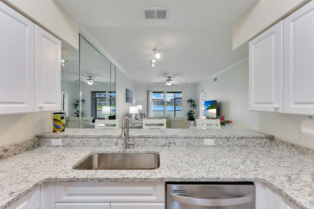 16635 Lake Cir Dr #614, Fort Myers, FL 33908