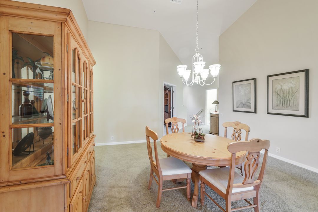 8545 Danbury Blvd #204, Naples, FL 34120