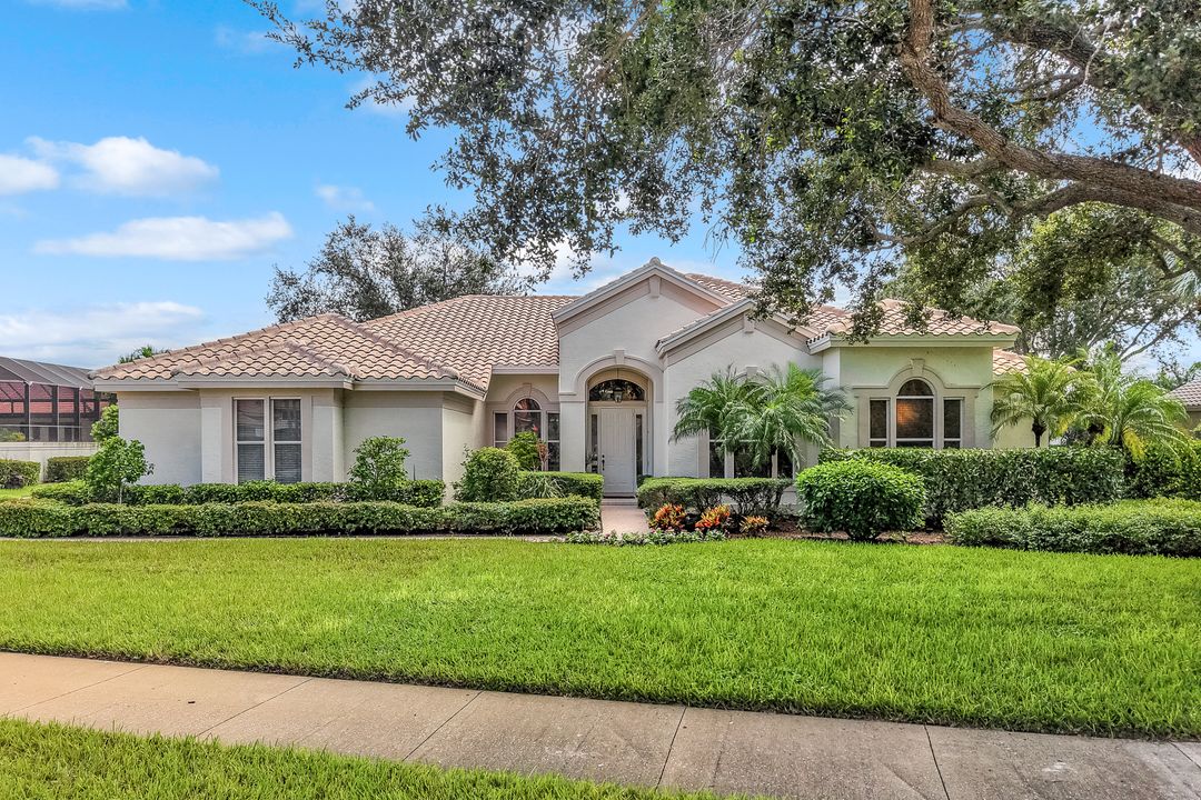 24421 Woodsage Dr, Bonita Springs, FL 34134