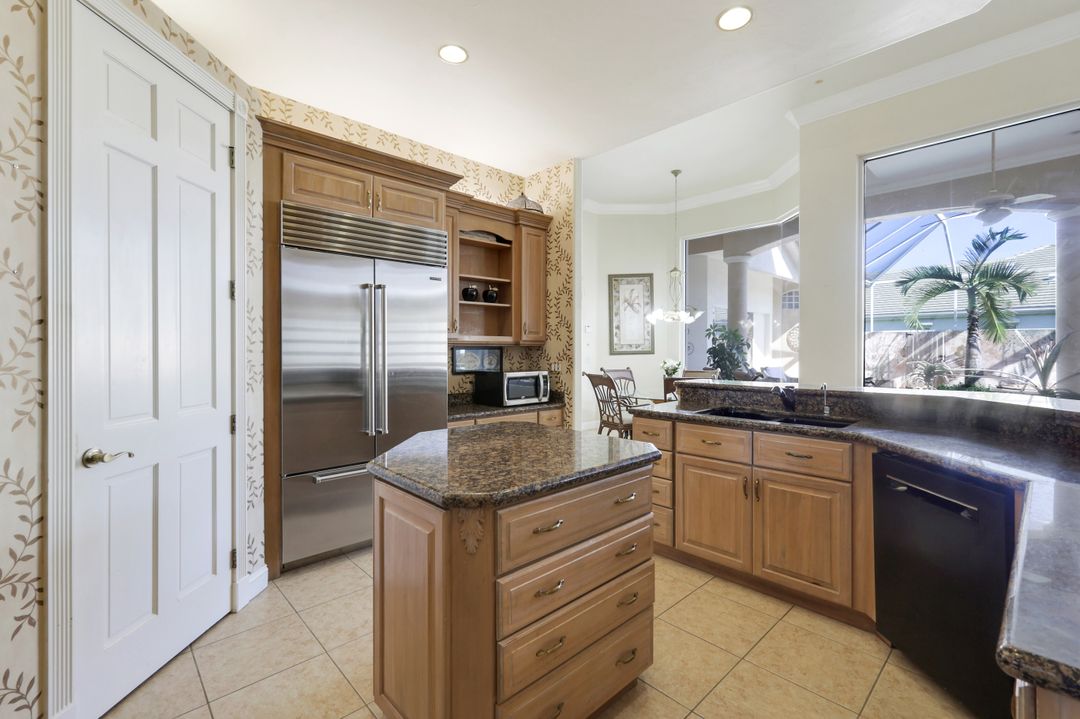 14581 Headwater Bay Ln, Fort Myers, FL 33908