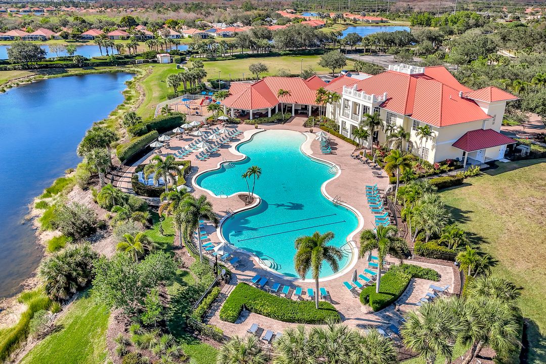 15732 Angelica Dr, Alva, FL 33920