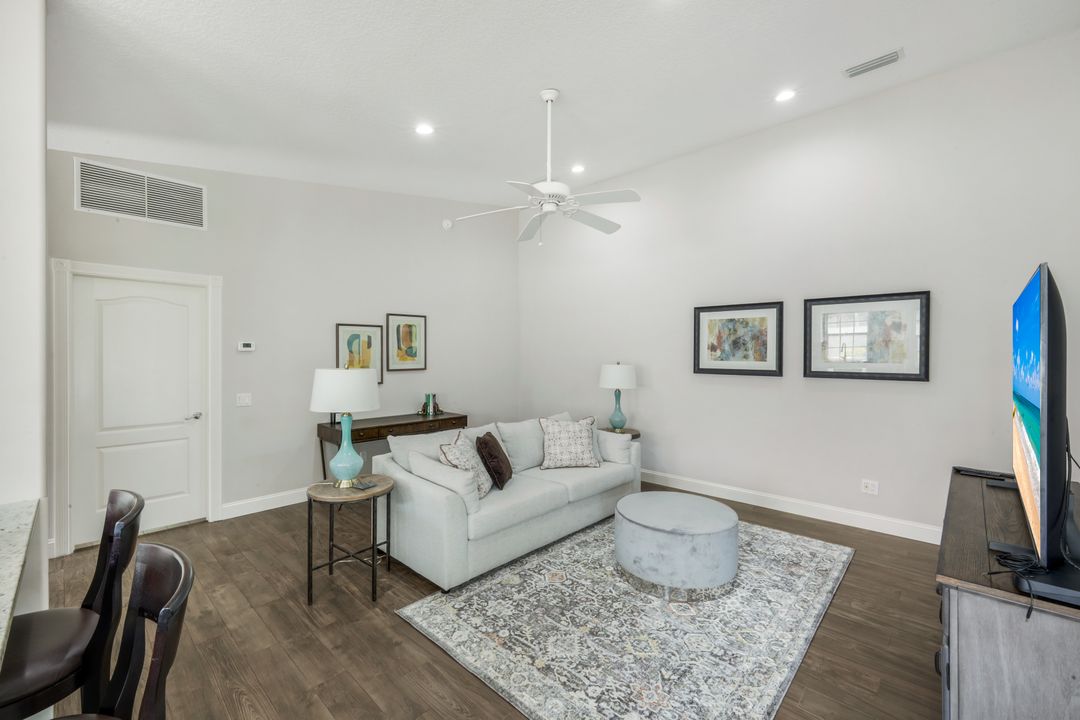 3604 El Verdado Ct, Naples, FL 34109