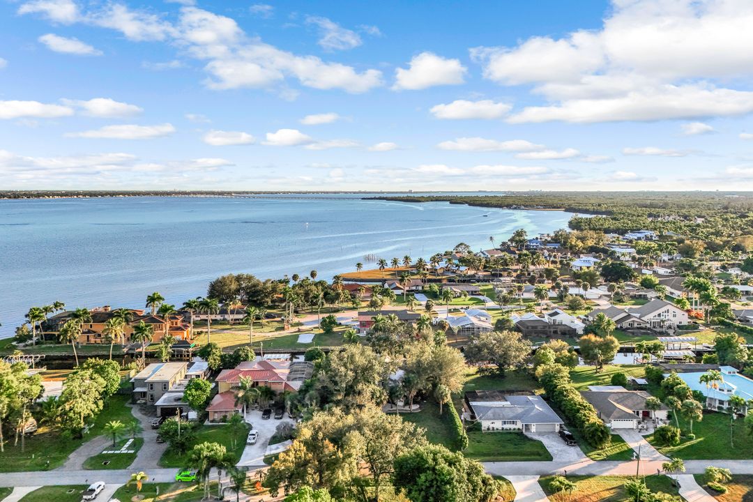 1787 Seafan Cir, North Fort Myers, FL 33903