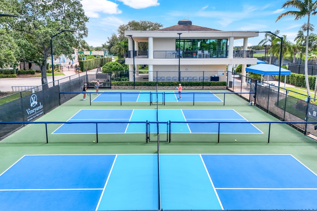 1123 Augusta Falls Way, Naples, FL 34119
