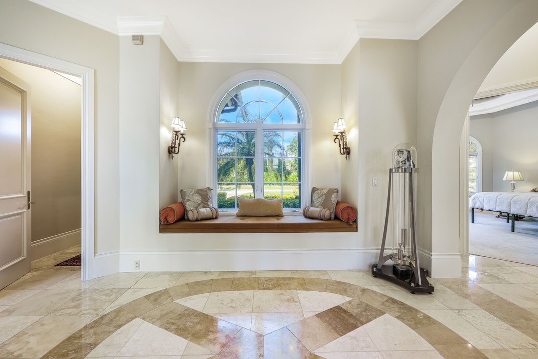 28790 Blaisdell Dr, Naples, FL 34119