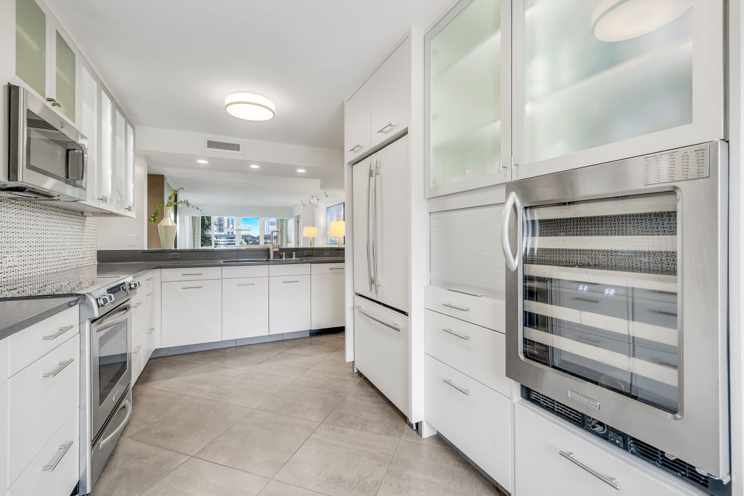 355 Park Shore Dr #1-134, Naples, FL 34103