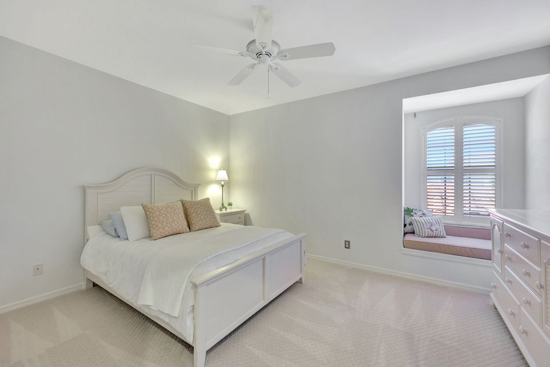 160 Waterside Cir #202, Marco Island, FL 34145