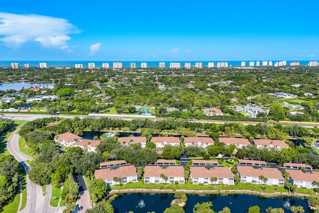 6812 Satinleaf Rd S #101, Naples, FL 34109