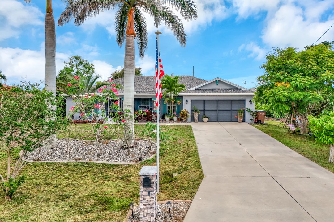 2300 NW 25th St, Cape Coral, FL 33993