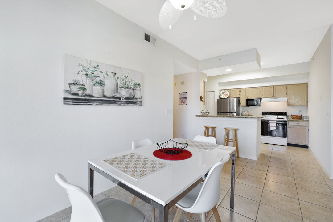 4610 St Croix Ln #1027, Naples, FL 34109