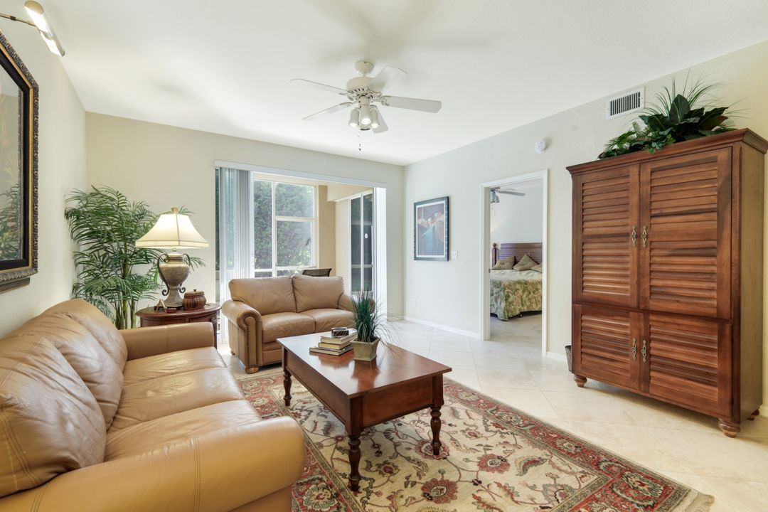 823 Tanbark Dr #103, Naples, FL 34108
