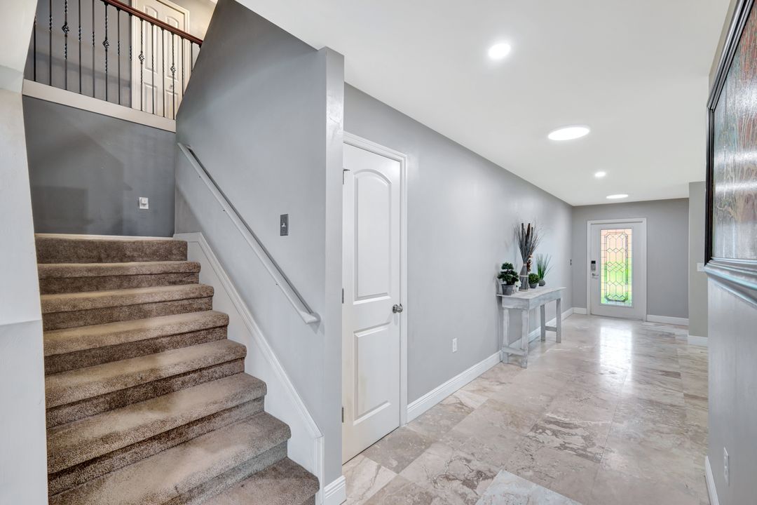 10337 Canal Brook Ln, Lehigh Acres, FL 33936