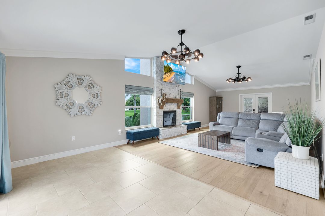 204 SE 20th Pl, Cape Coral, FL 33990