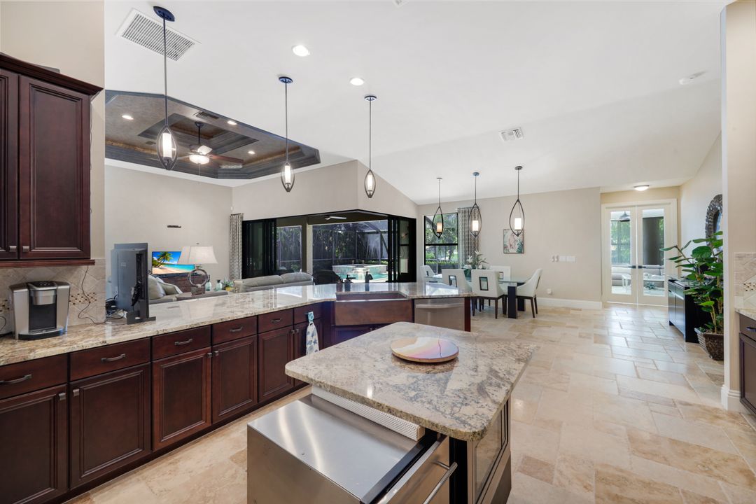5314 Nautilus Dr, Cape Coral, FL 33904