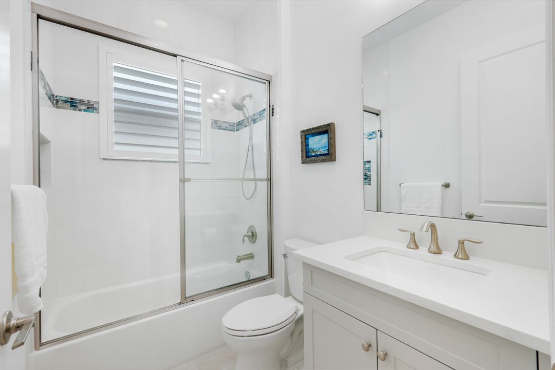 11698 Jasper Ct, Naples, FL 34120