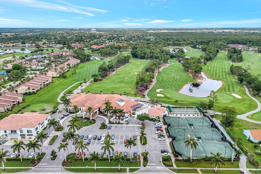 1051 Foxfire Ln #309, Naples, FL 34104