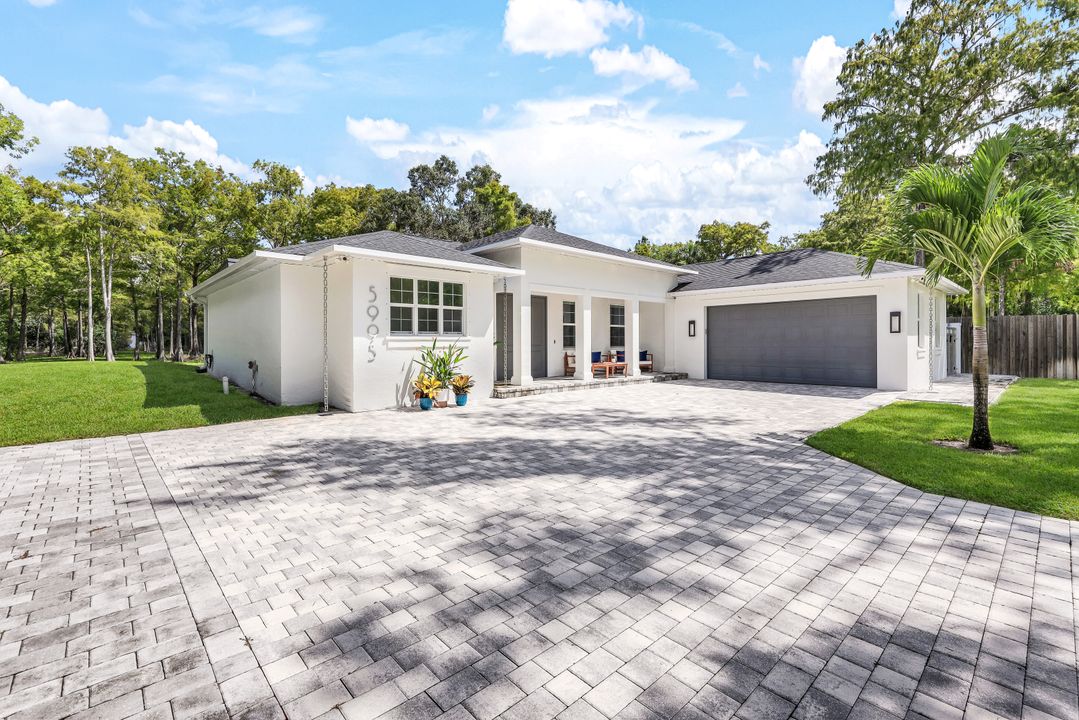 5995 Lancewood Way, Naples, FL 34116