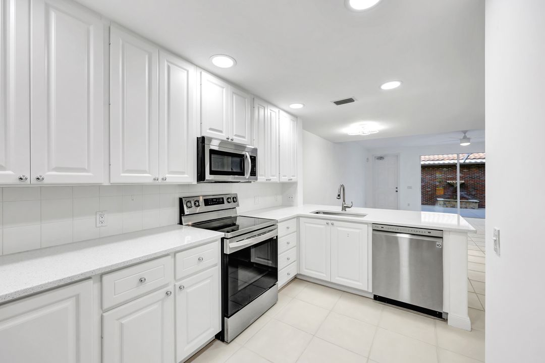 29072 Alessandria Cir, Bonita Springs, FL 34135