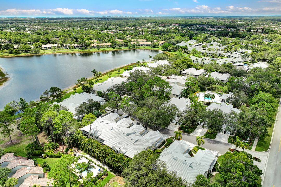 2811 Aintree Ln  #E204, Naples, FL 34112