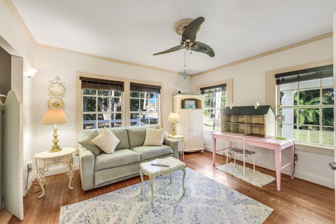 1321 Donna Dr, Fort Myers, FL 33919