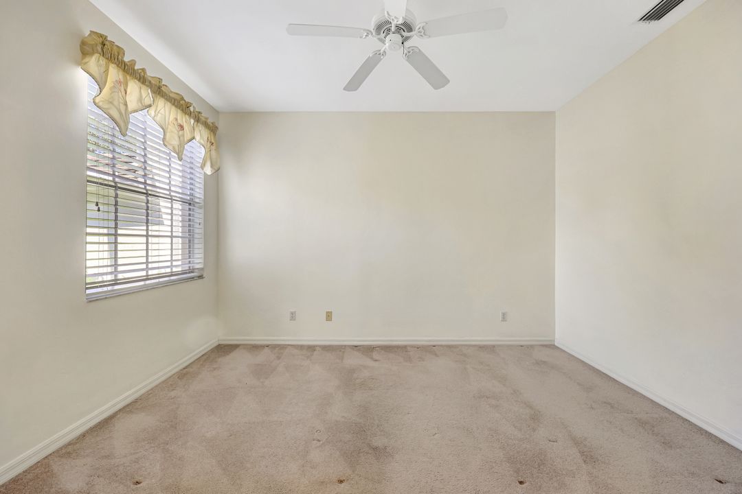 5080 Yacht Harbor Cir #103, Naples, FL 34112