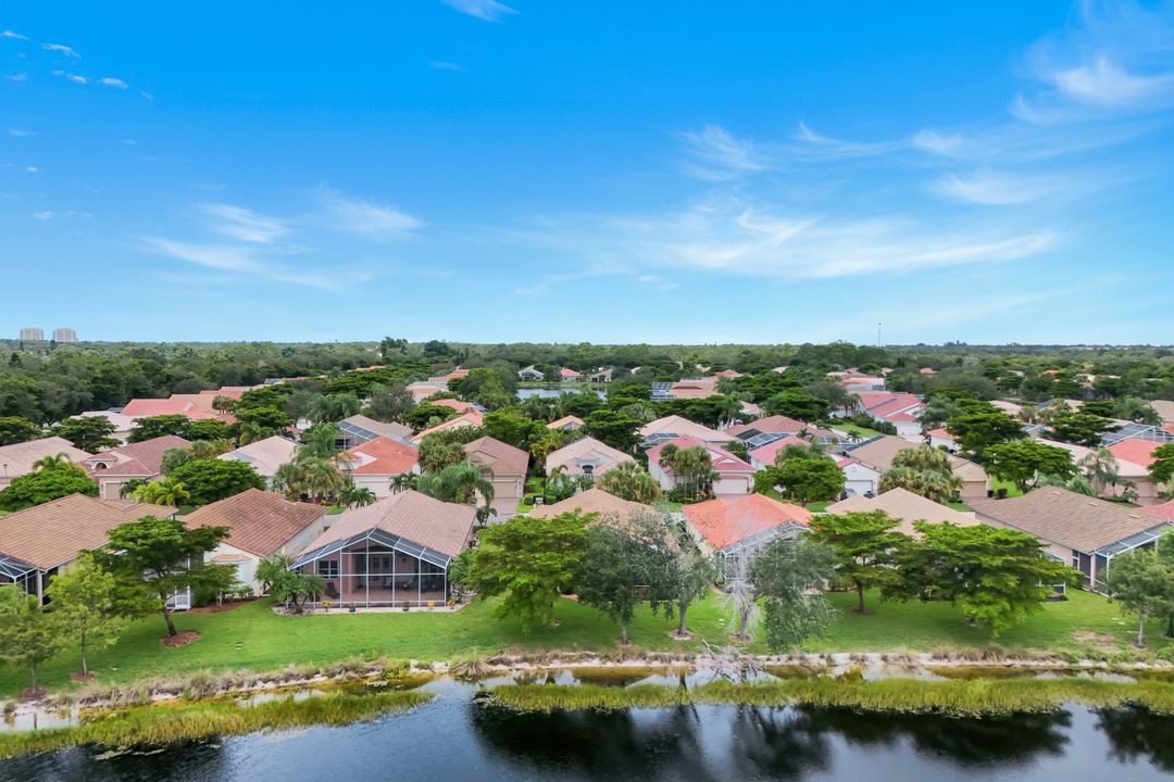 9337 Sun River Way, Estero, FL 33928