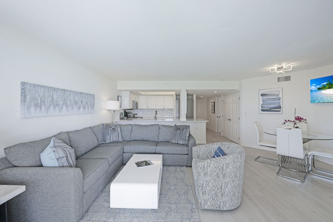 50 Seagate Dr #203, Naples, FL 34103