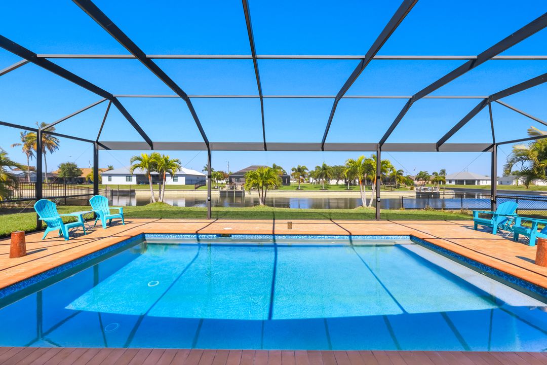 237 SW 21st St, Cape Coral, FL 33991