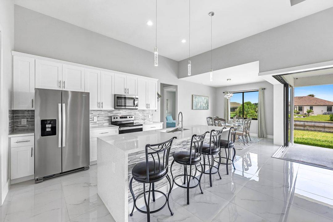 1409 SW 24th St, Cape Coral, FL 33991