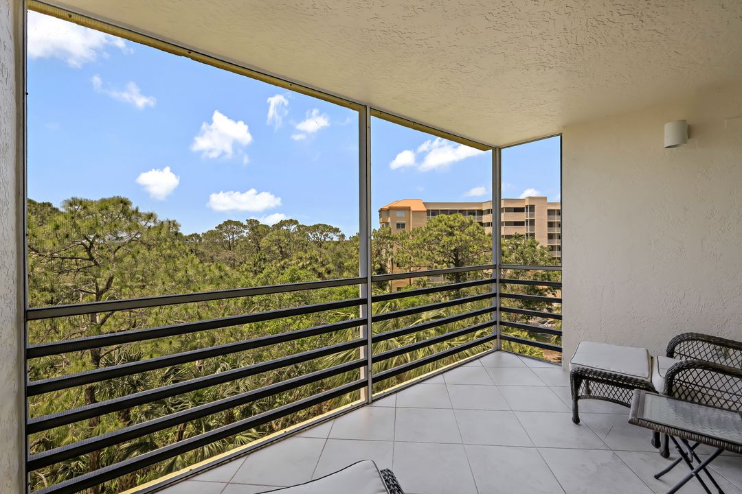 15161 Cedarwood Ln #503, Naples, FL 34110