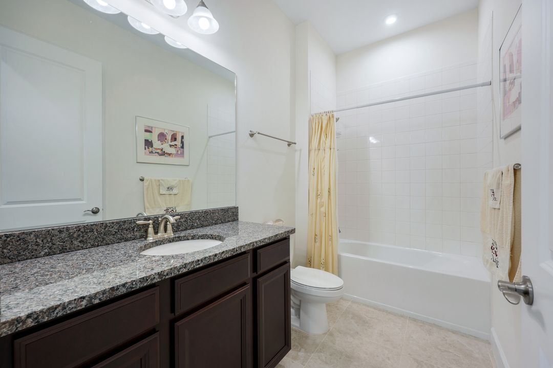 11641 Canal Grande Dr, Miromar Lakes, FL 33913