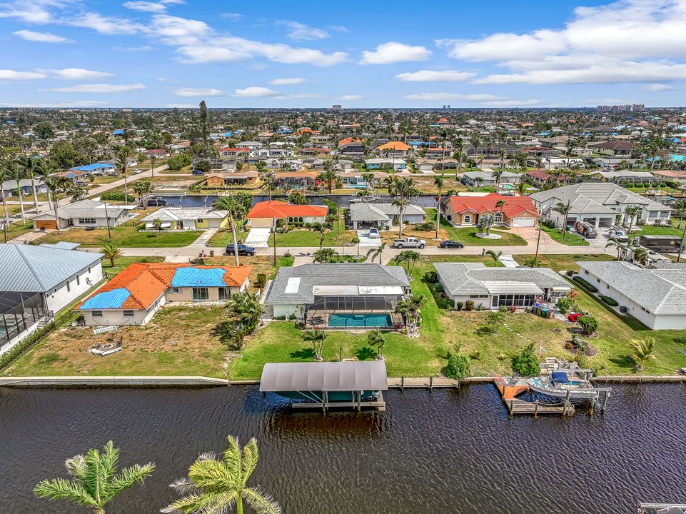 5326 Colonade Ct, Cape Coral, FL 33904