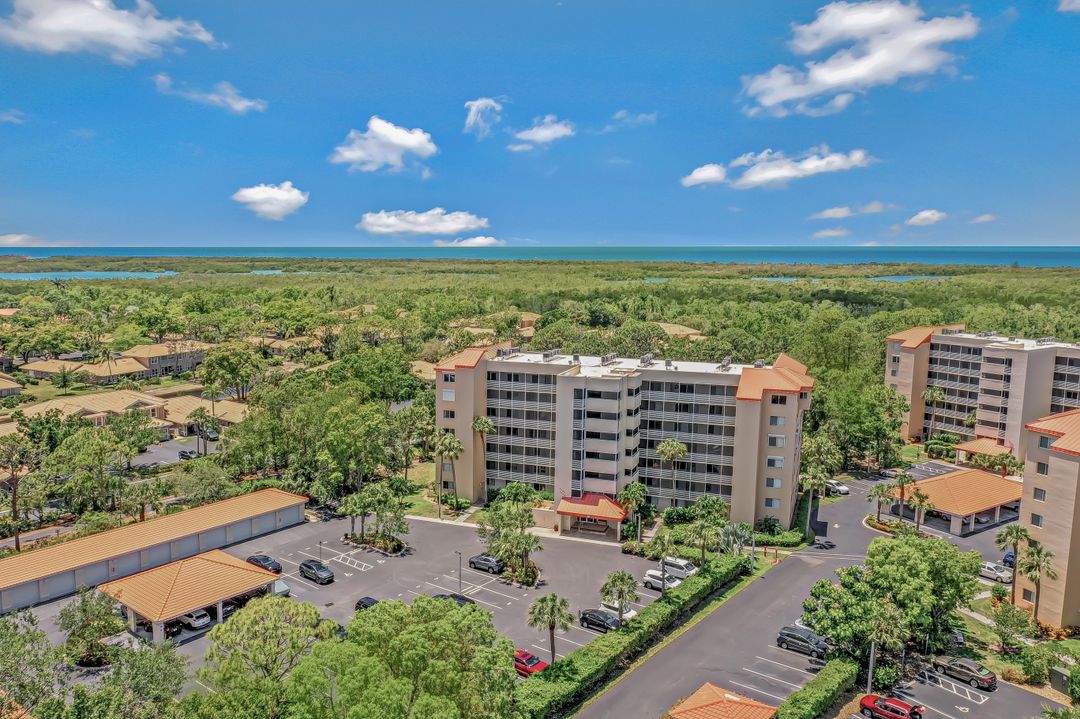 15161 Cedarwood Ln #503, Naples, FL 34110