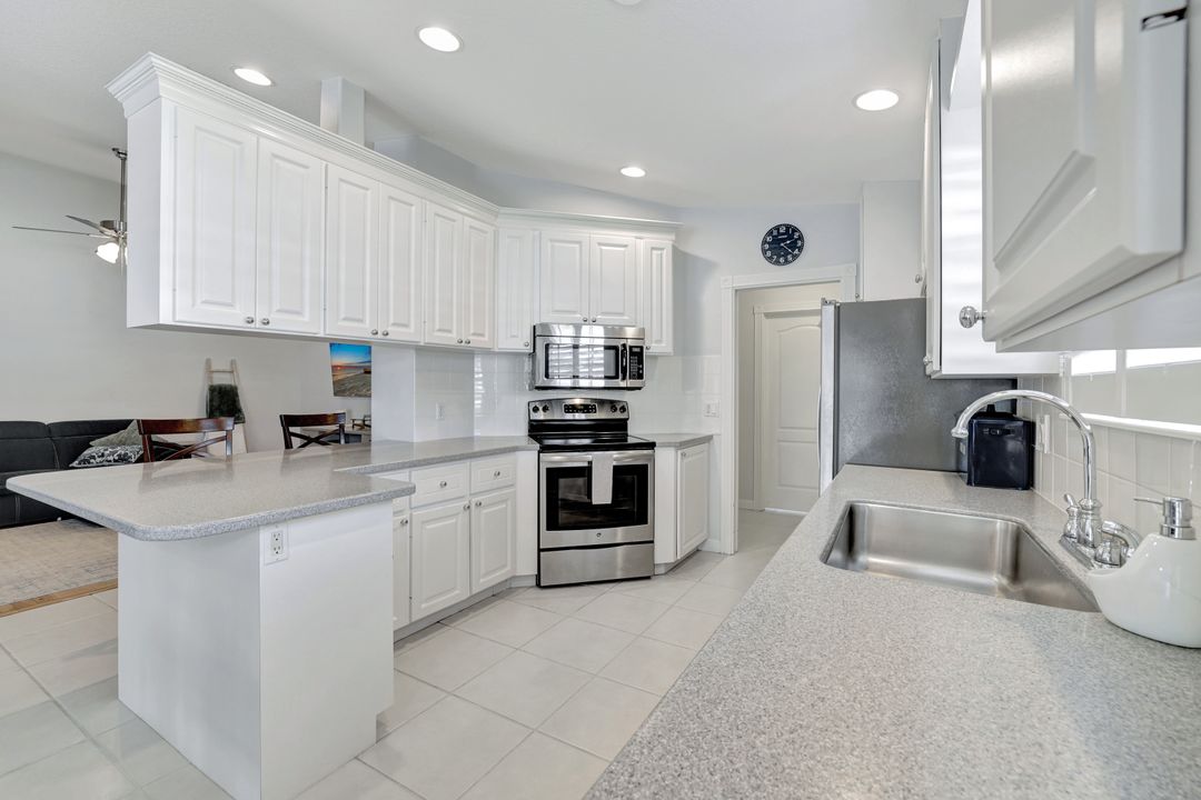 4724 Maupiti Way, Naples, FL 34119