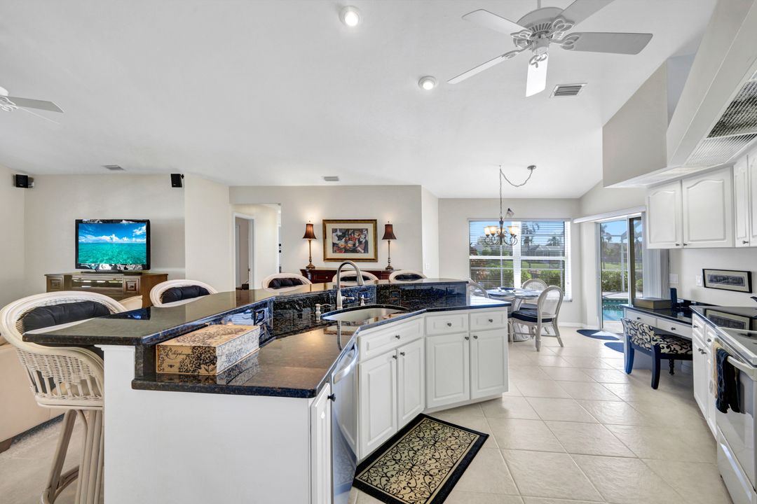 610 Archer Pkwy W, Cape Coral, FL 33904