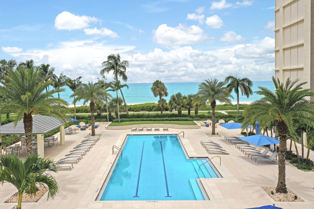 4051 Gulf Shore Blvd N #700, Naples, FL 34103