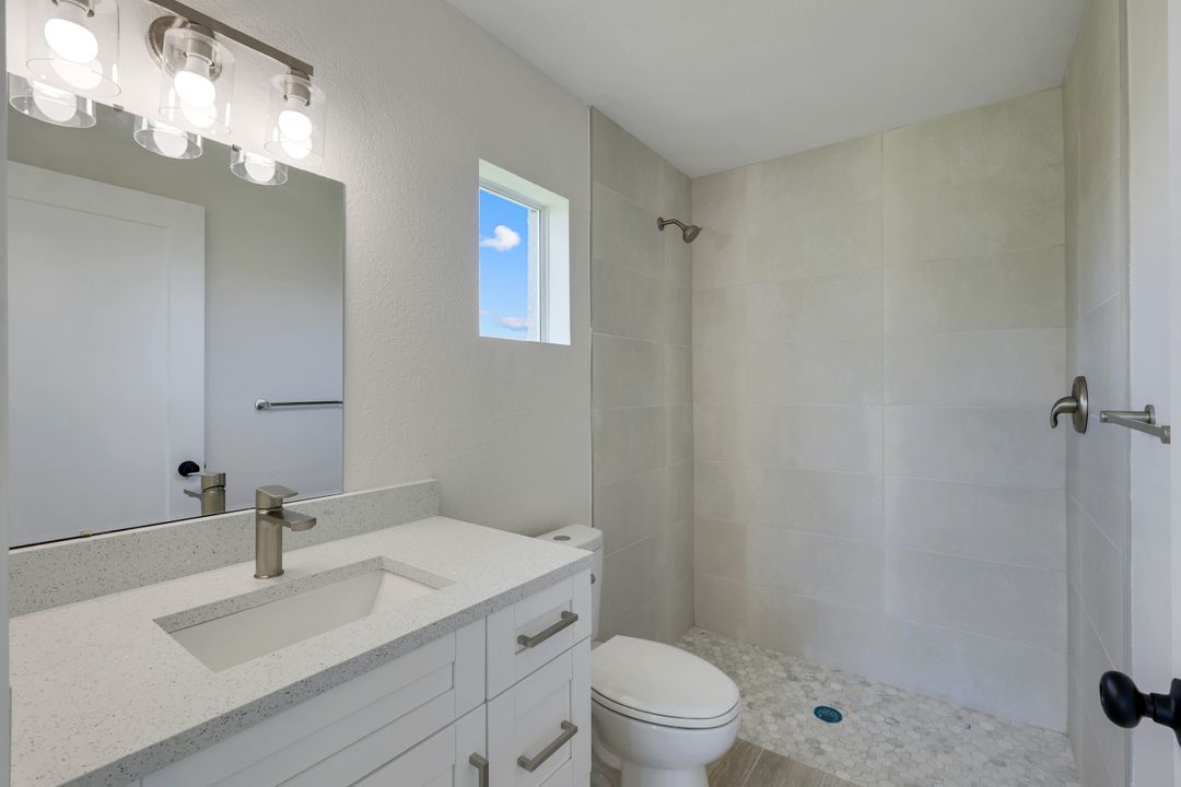1409 NE 18th Pl, Cape Coral, FL 33909