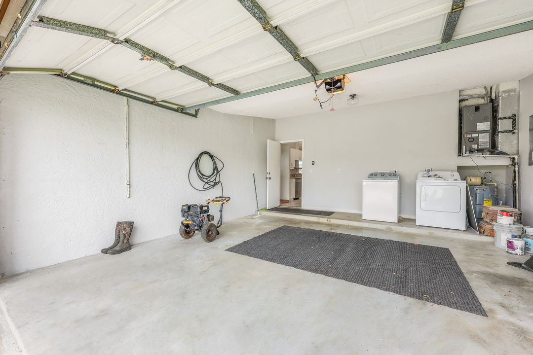 7234 Mill Pond Cir, Naples, FL 34109