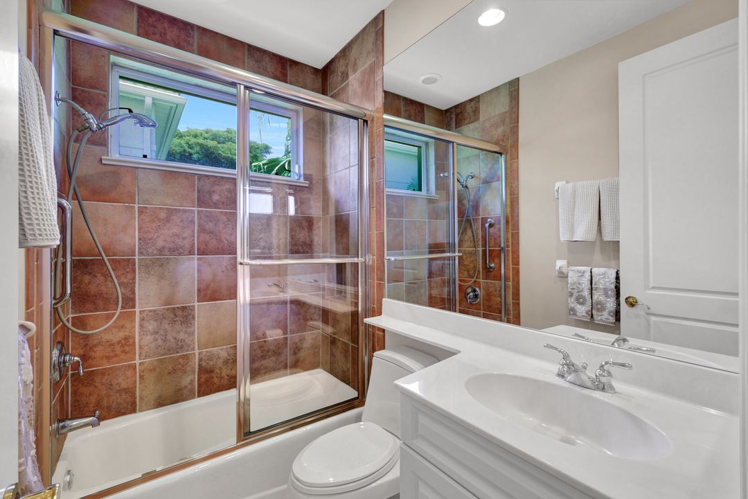 27536 Riverbank Dr, Bonita Springs, FL 34134