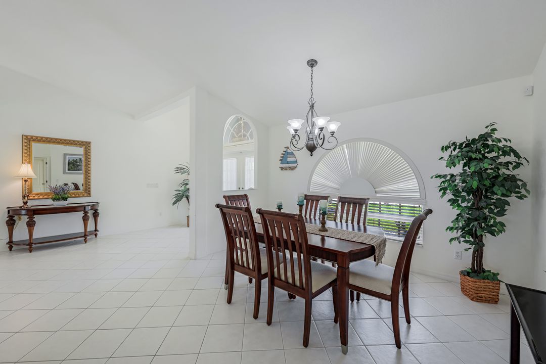 124 NE 6th St, Cape Coral, FL 33909