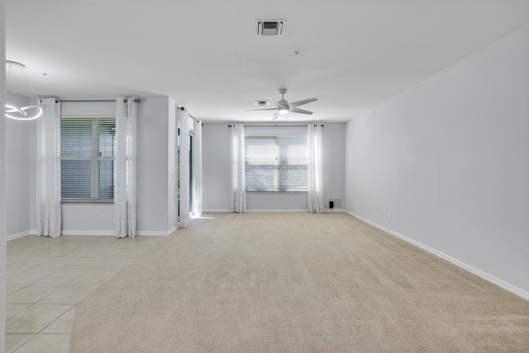 1370 Mariposa Cir #102, Naples, FL 34105