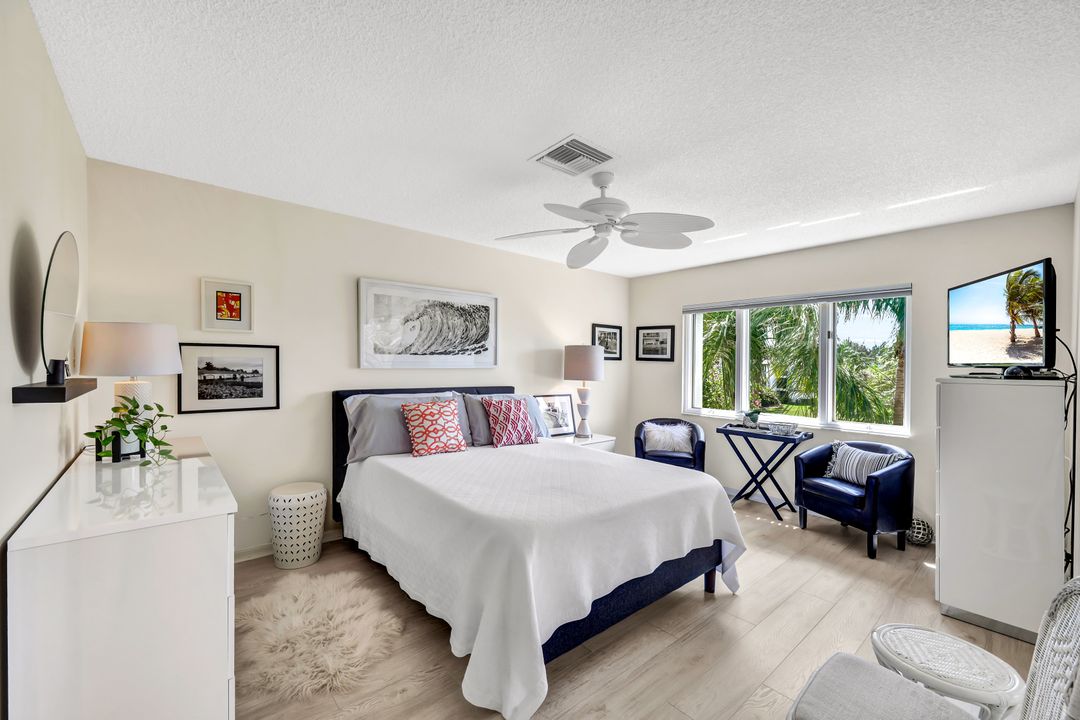 1601 Spoonbill Ln #Unit C, Naples, FL 34105