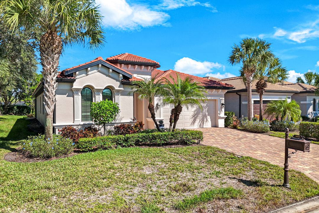 9909 Casabella Way, Bonita Springs, FL 34135