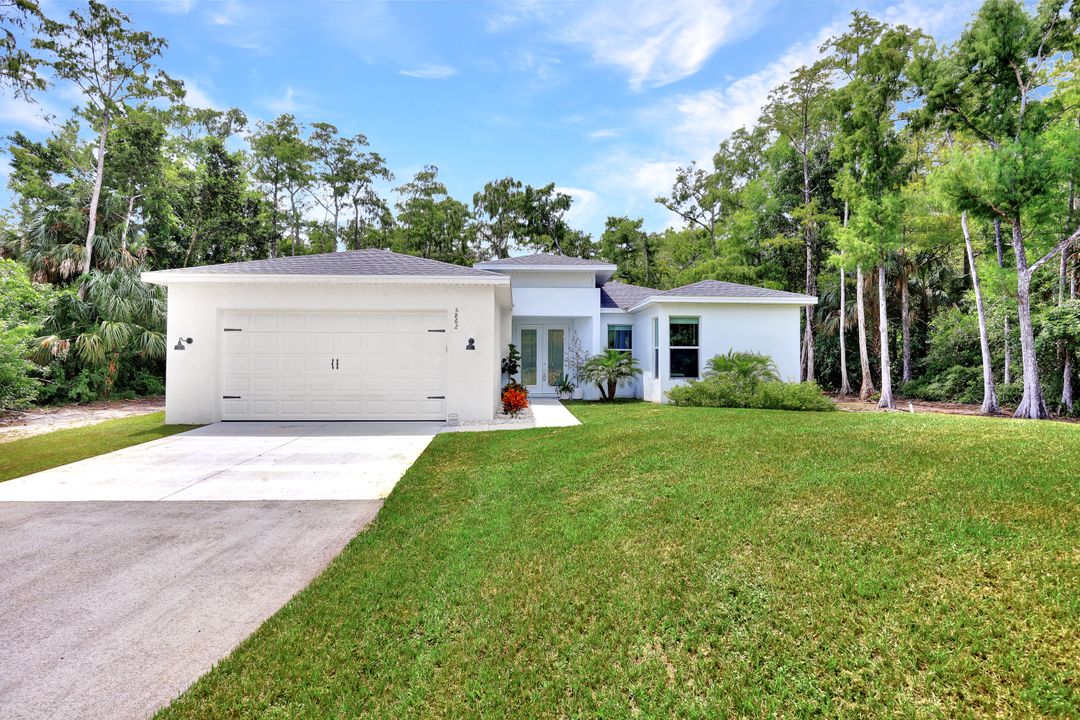 5862 Lancewood Way, Naples, FL 34116