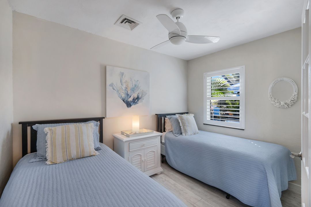 746 Apple Ct, Marco Island, FL 34145