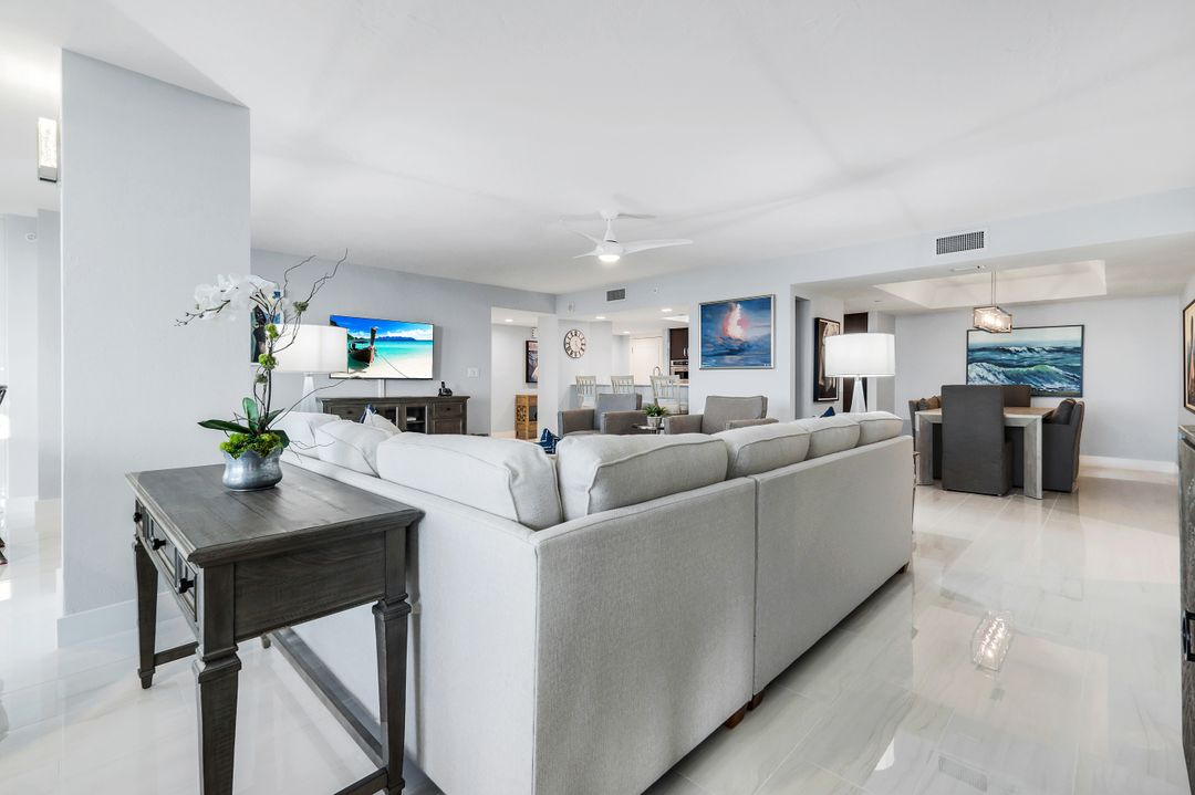 5601 Turtle Bay Dr #1802, Naples, FL 34108