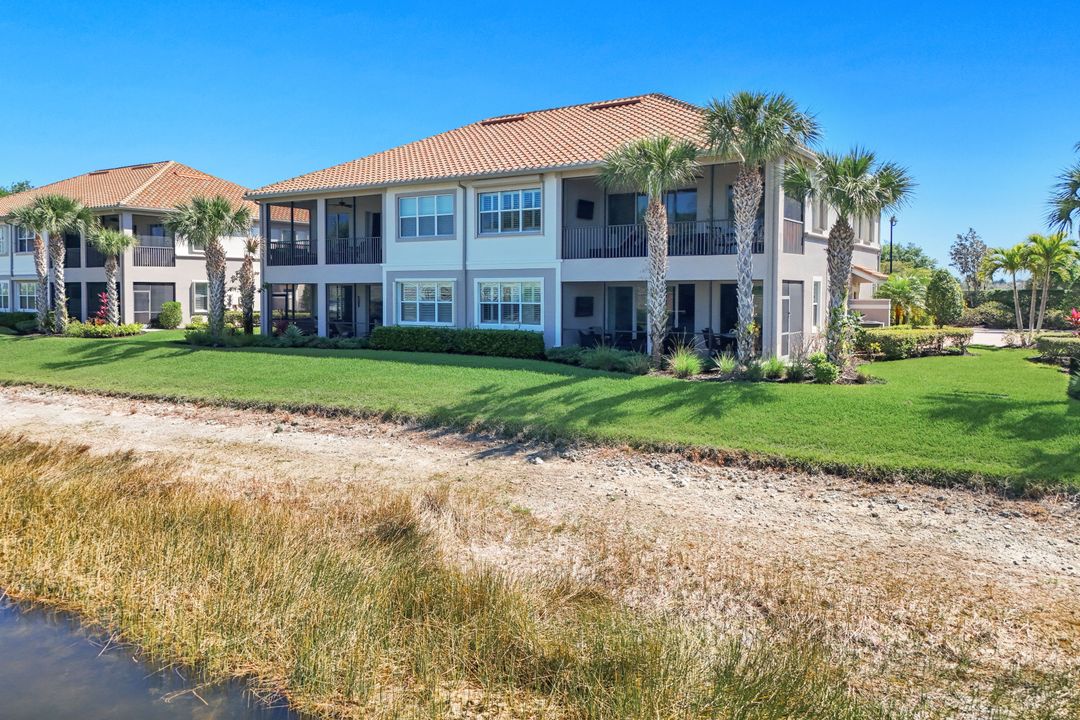 8839 Nautical Landing Cir #201, Naples, FL 34120