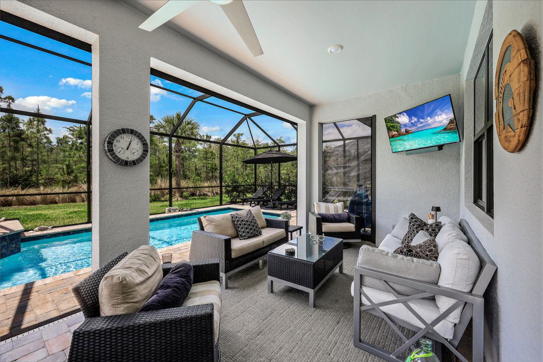7692 Winding Cypress Dr, Naples, FL 34114