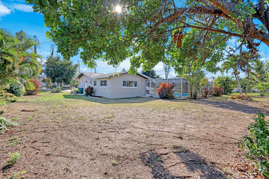 247 SE 46th St, Cape Coral, FL 33904