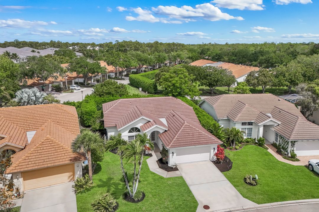 7661 San Sebastian Way, Naples, FL 34109